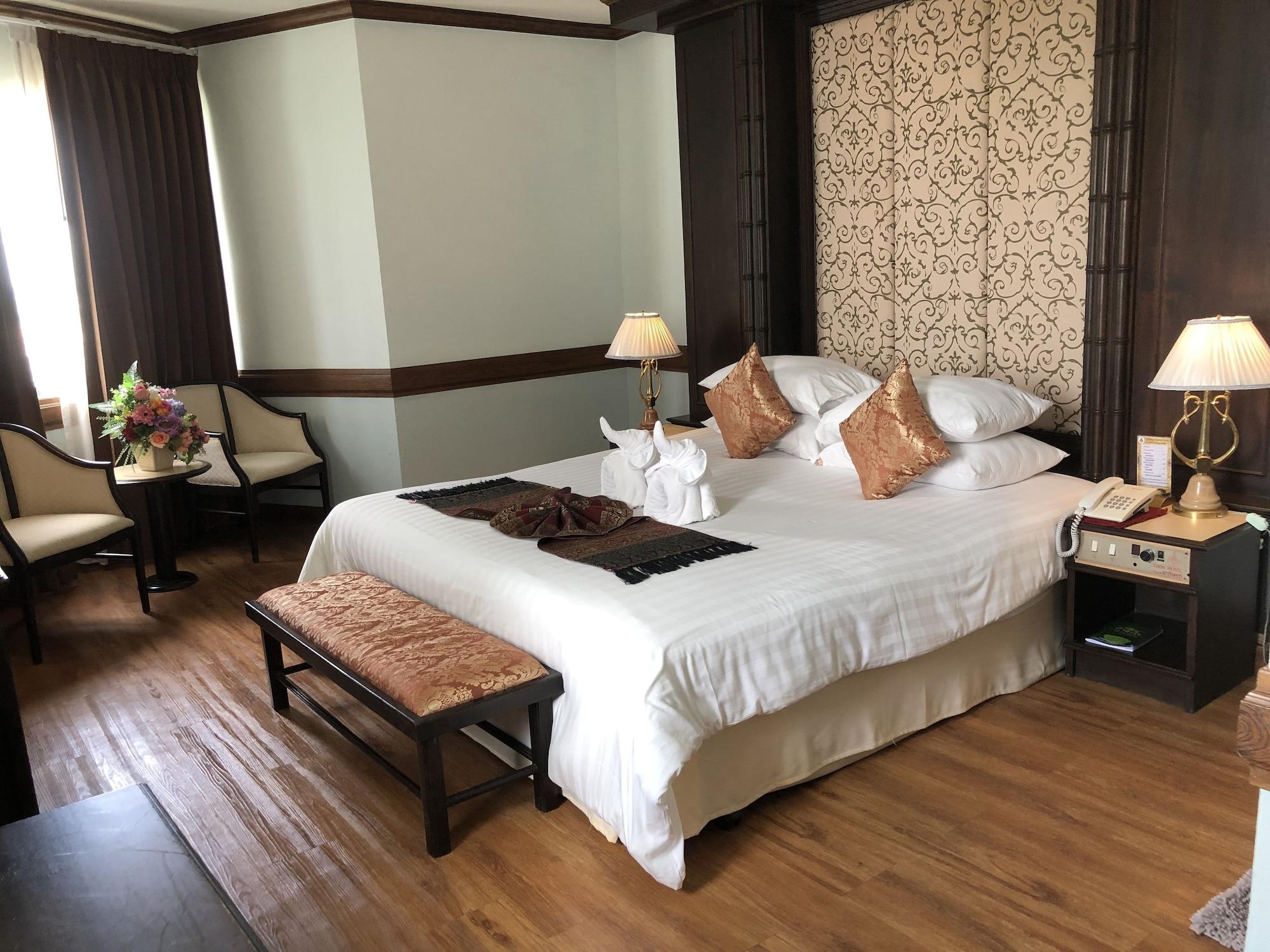 Thong Tarin 3* Surin