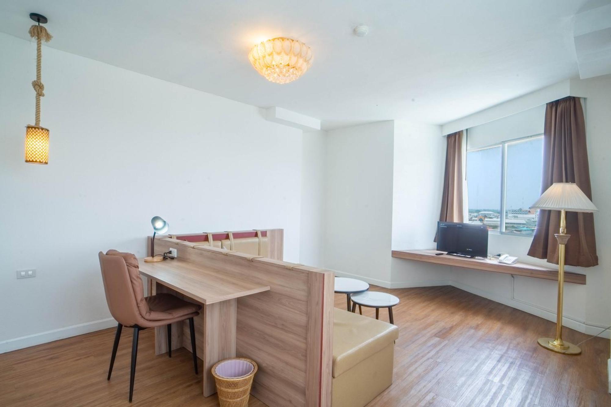 Hotel Thong Tarin